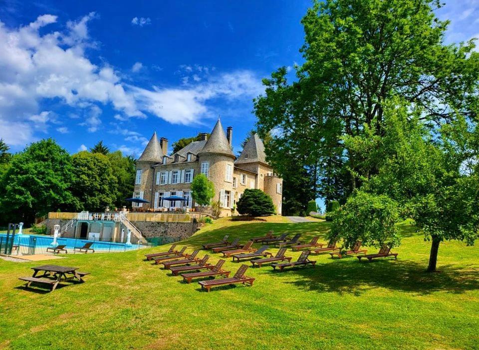 Chateau Le Mialaret Neuvic  Екстериор снимка
