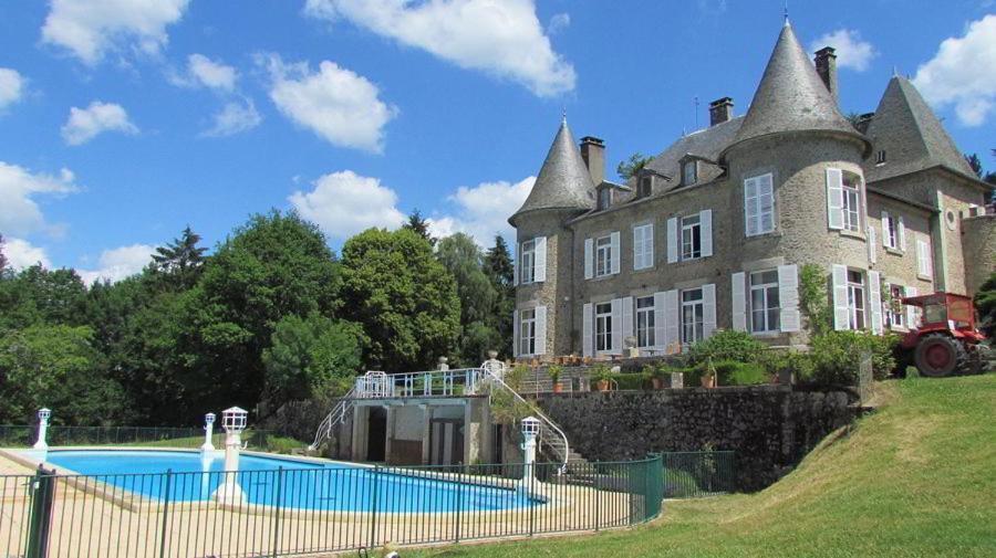 Chateau Le Mialaret Neuvic  Екстериор снимка