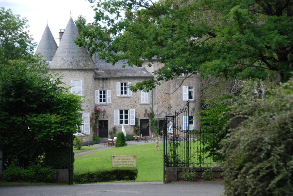 Chateau Le Mialaret Neuvic  Екстериор снимка